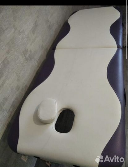 Продается массажный стол