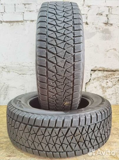 Bridgestone Blizzak DM-V2 225/65 R17 102Q