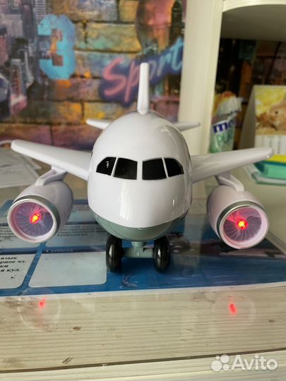 Самолет инерционный