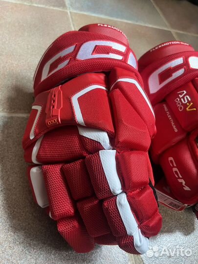 Краги / Перчатки хоккейные CCM Tacks AS-V PRO