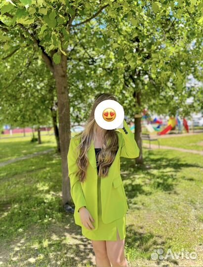 Костюм пиджак с юбкой