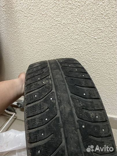 Bridgestone Ice Cruiser 5000 205/55 R16