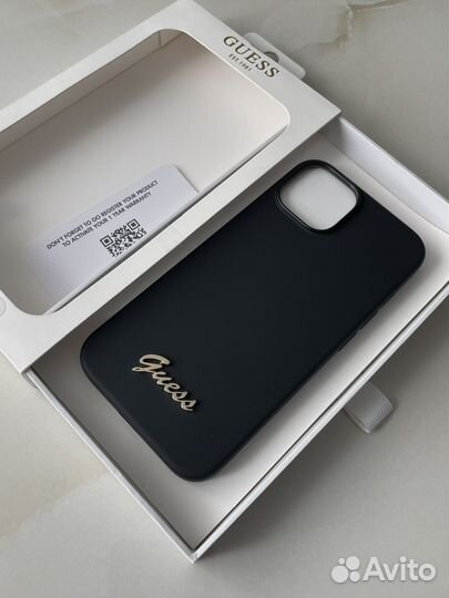 Чехол на iPhone 14 Guess