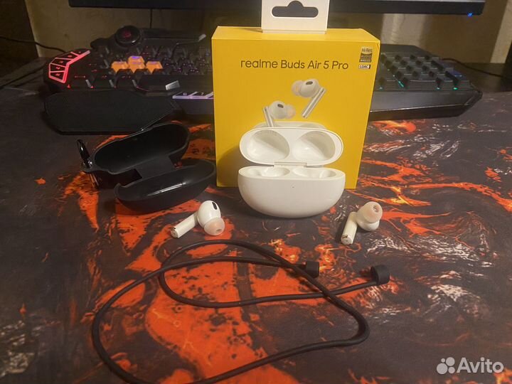 Наушники Realme Buds Air 5 Pro
