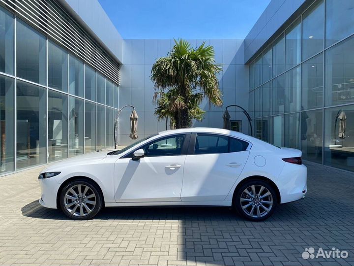 Mazda 3, 2022