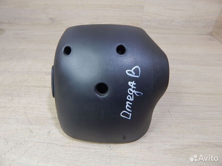 Кожух рулевой колонки Opel Omega B