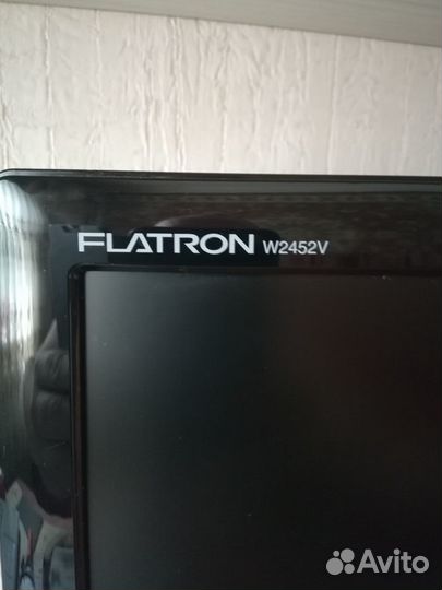 Монитор LG Flatron W2452V