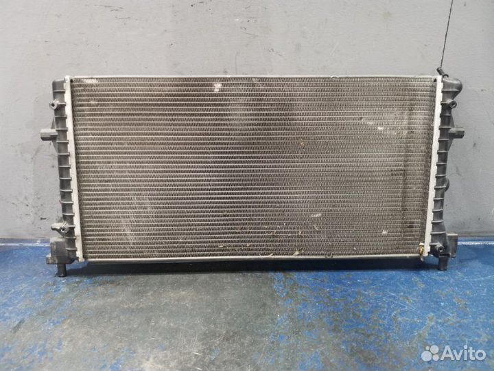Радиатор охлаждения Volkswagen Polo 5 6R CBZ 1.2T