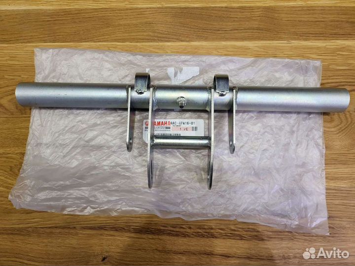 Крепление трака снегохода VK540 8AC474160100