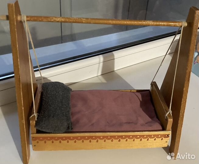 Кроватка для кукол