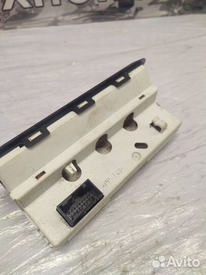 Информационный дисплей Peugeot 206