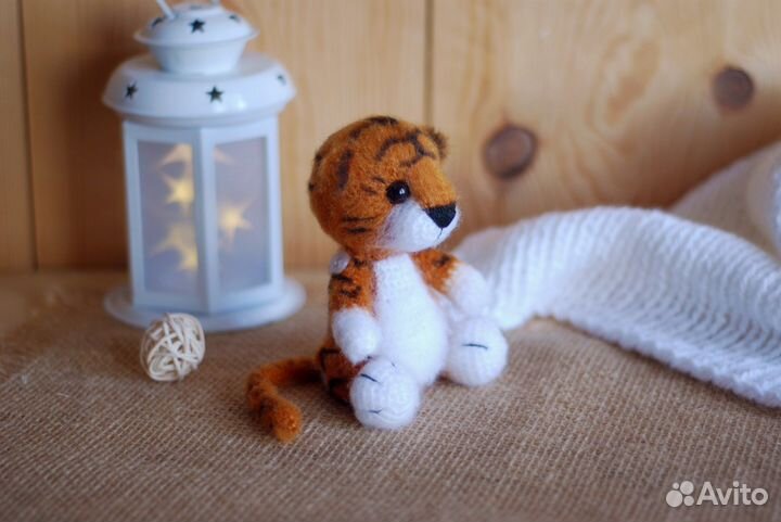 Вязаная игрушка Тигр