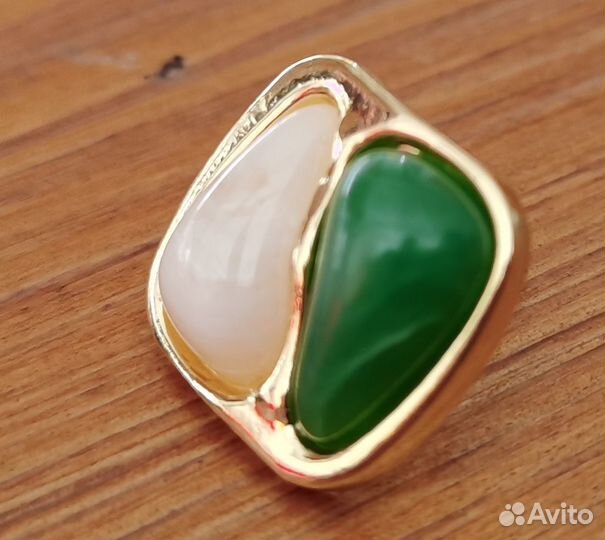 Серьги Геометрия Смола зелёный+белый