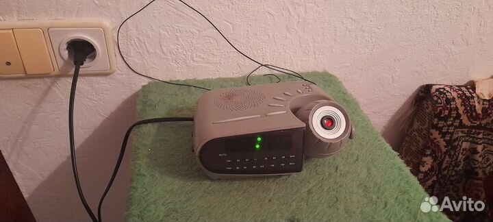 Радио часы vitek проэктор за шоколад