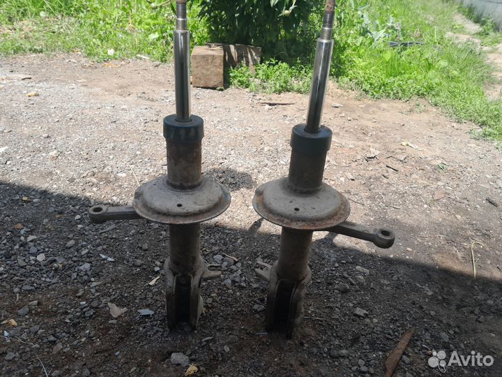 Стойки на ваз 2114