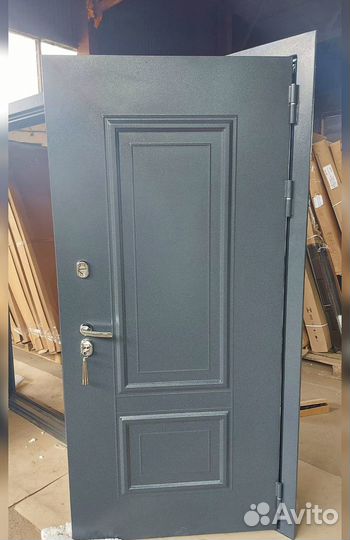 Дверь металлическая