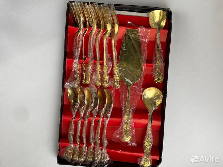 Набор столовых приборов