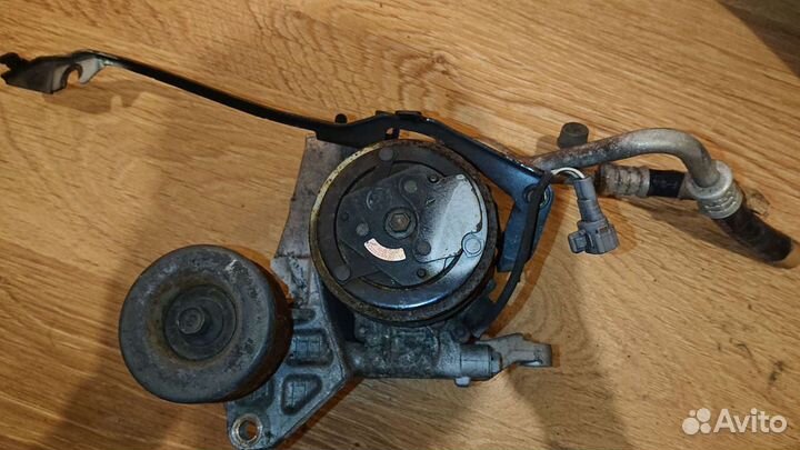 Насос гур и насос кондиционера Subaru