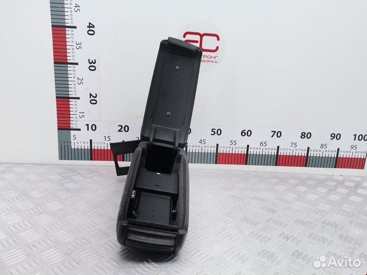 Подлокотник Audi A6 C5