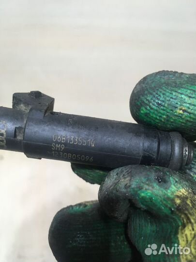 Форсунка топливная Фольксваген Пассат B5 1.6 ALZ