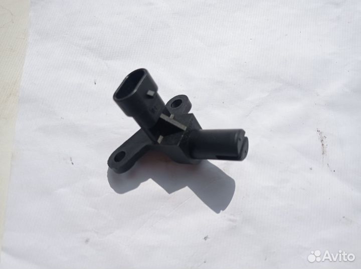 Датчик распредвала Приора