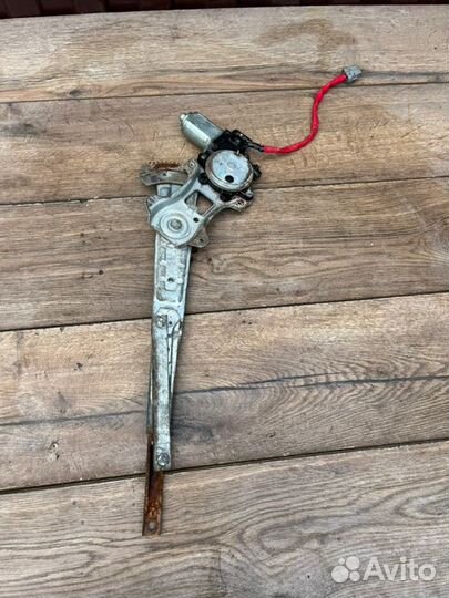 Стеклоподьемник задний левый Infiniti Fx 35 3.2