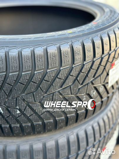Yokohama BluEarth Winter V905 275/40 R21 и 315/35 R21