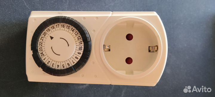 Таймер REV 67074 8