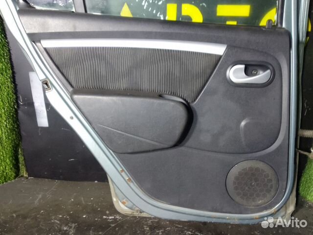 Обшивка двери задней левой Renault Sandero