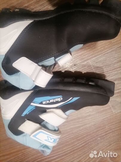 Лыжные ботинки