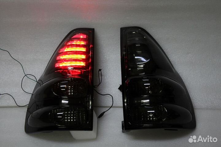 Prado 120 LED Стоп сигналы диодные Черные H5OW9