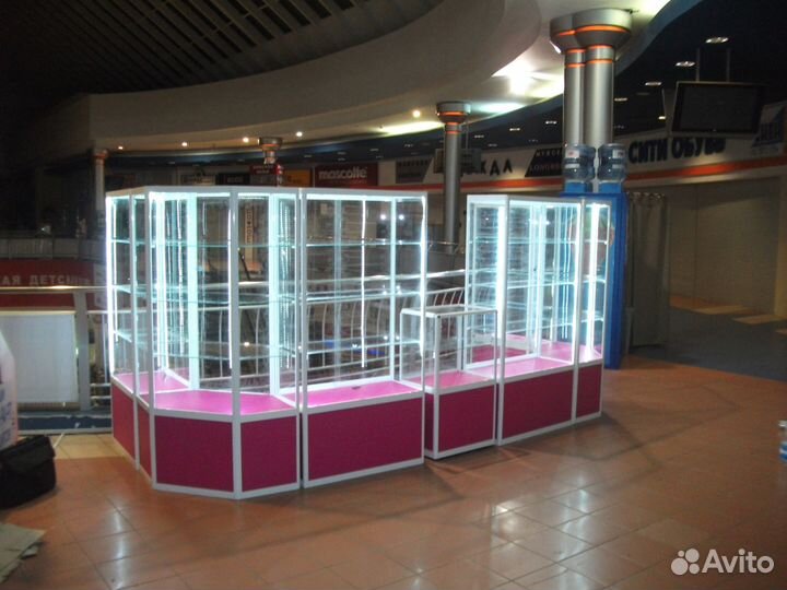 Торговый островок, пристенный