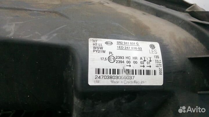 Фара левая Volkswagen Tiguan