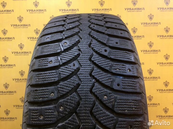 Bridgestone Blizzak Spike-01 235/55 R17 103T