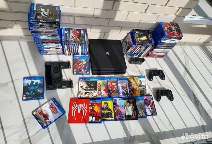 Sony playstation 4 pro 1tb+387 игр+2 джостика