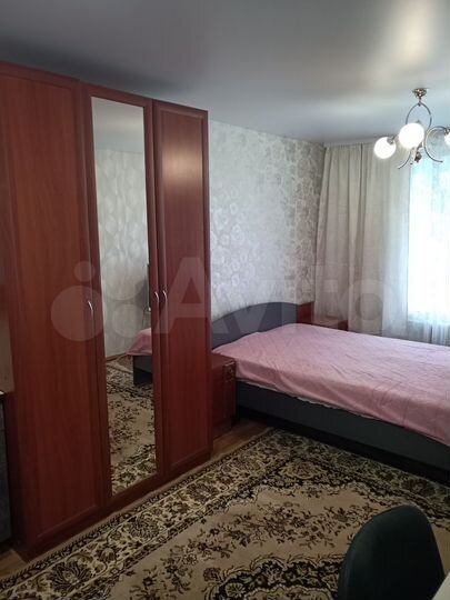 Комната 18 м² в 4-к., 4/5 эт.