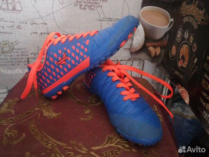 Бутсы сороконожки 37 размер