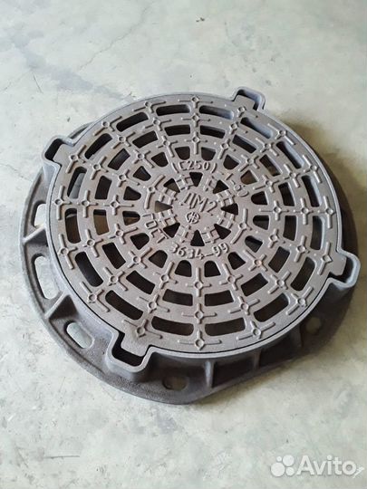 Дождеприемник чугунный круглый дм2(С250)