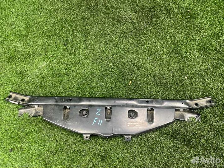 Рамка радиатора Bmw 5 F10 N20B20 2011