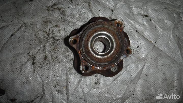 Ступица задняя Nissan Murano (Z50) 2002-2007