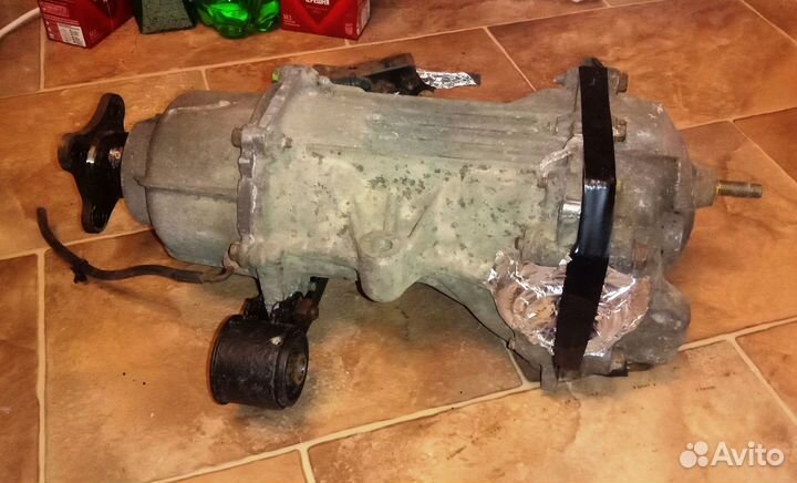 Задний редуктор 38300-CA000 Murano Z50