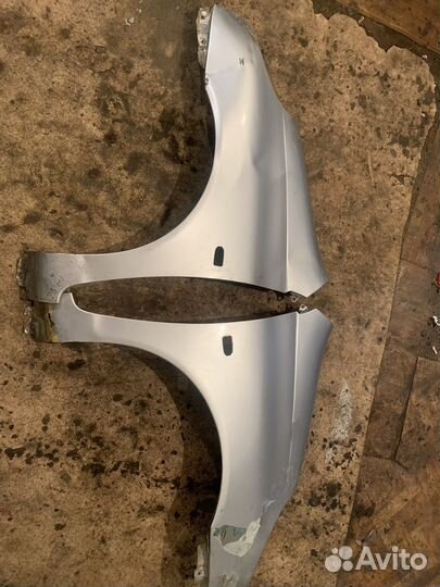 Крылья Тоёта Функарго