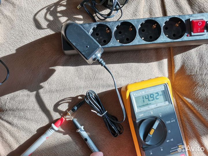 Адаптер, зарядное устройство, блок питания