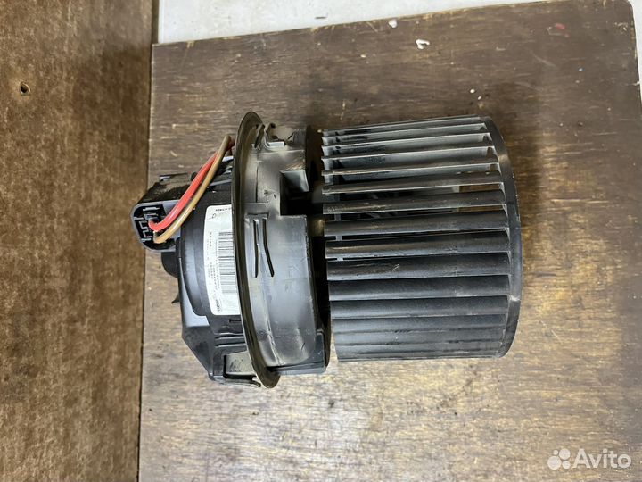 Лада ларгус моторчик печки