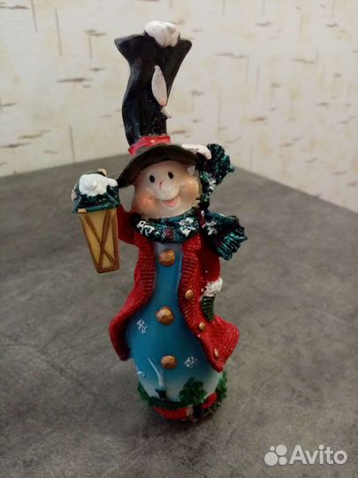 Фигурка снеговик