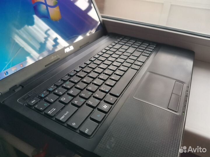 Asus на Core i3-2330M для работы и учебы