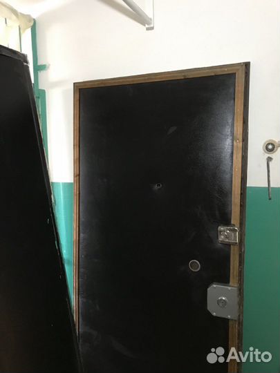 Дверь входная металлическая