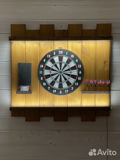 Дартс кабинет с мишенью