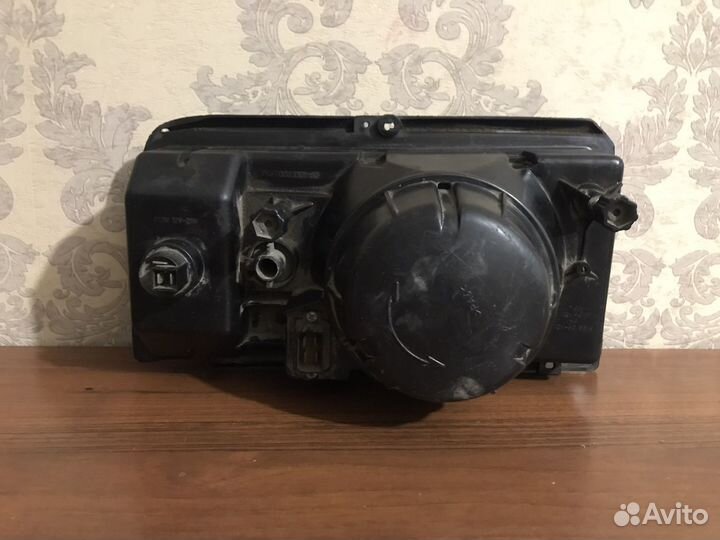 Передняя фара левая ваз 2107