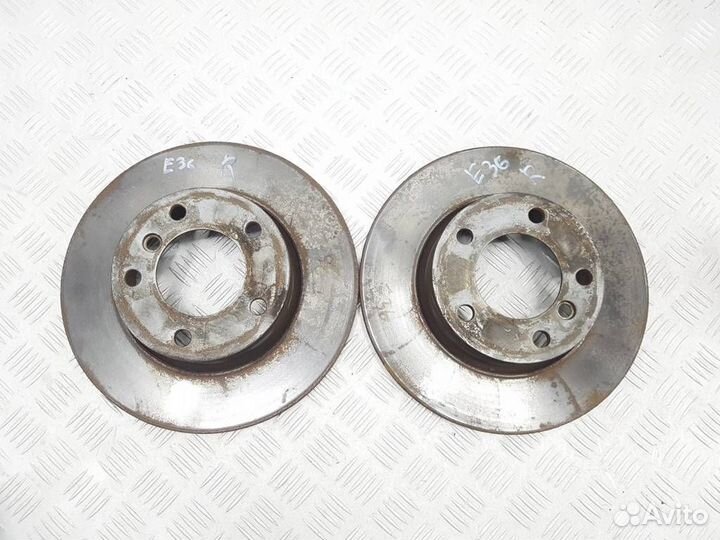 Диск тормозной передний BMW 3 E36